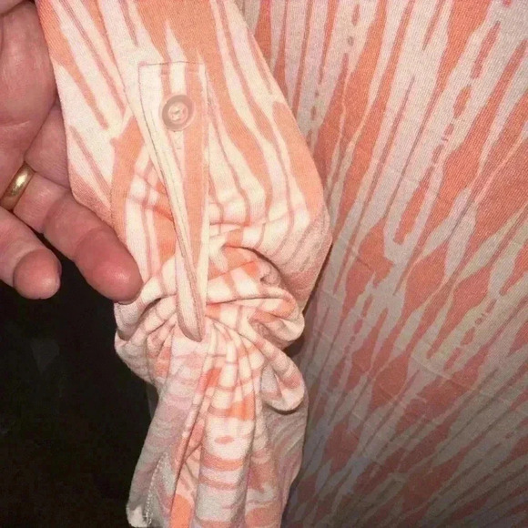 Lularoe XS white & coral Valentina button down blouse. NWT. - Picture 4 of 6